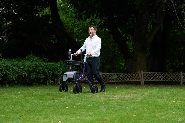 Can You Carry Groceries on a Rollator Walker with a Seat Safely?