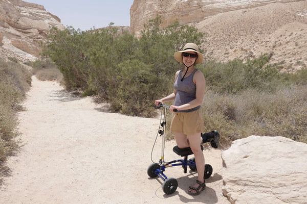 knee scooter curb climbing technique front wheels first rear wheels roll up